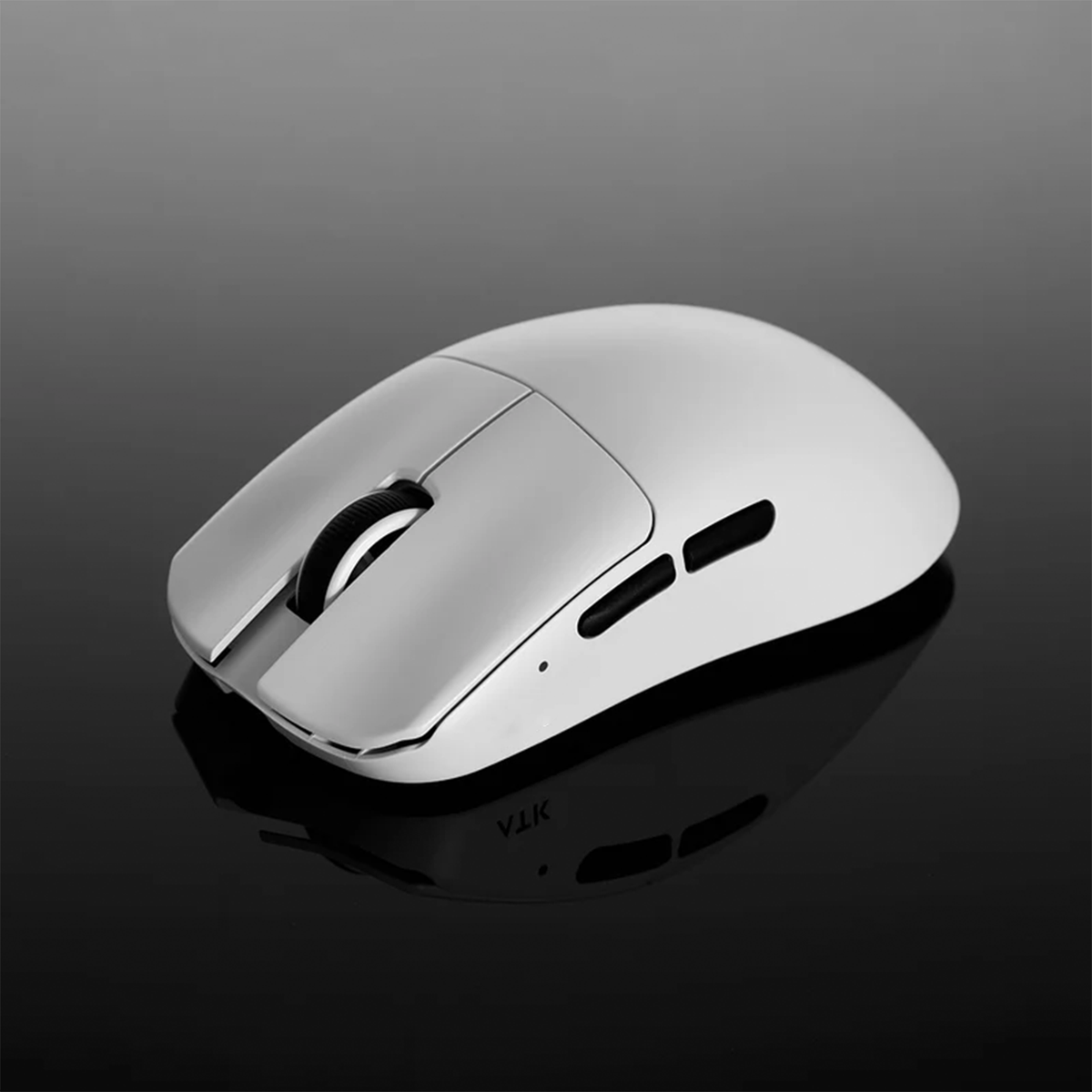 Ultra‑Light Wireless Gaming Mouse Wireless High Precision Sensor